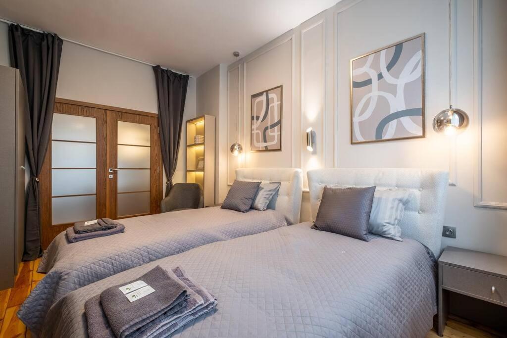 Calm, Luxury Apartment, Premium Location At Ndk! Σόφια